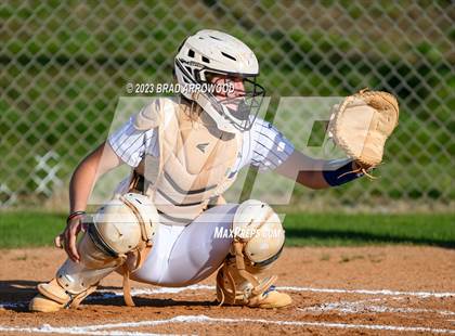 Thumbnail 3 in West Rowan @ Lake Norman photogallery.