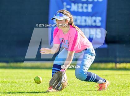 Thumbnail 3 in West Rowan @ Lake Norman photogallery.