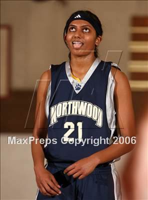 Thumbnail 2 in Northwood vs. Corona del Mar (Ocean View Christmas Classic) photogallery.