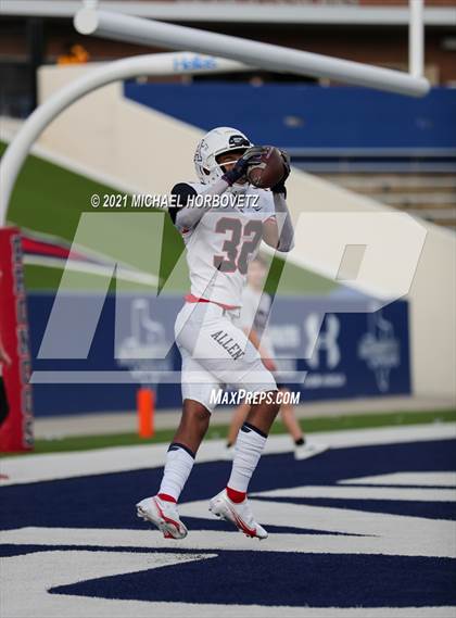 Thumbnail 1 in Allen @ Boyd photogallery.