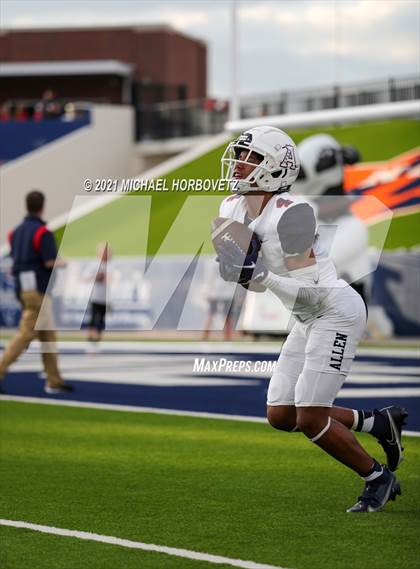 Thumbnail 1 in Allen @ Boyd photogallery.