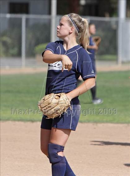 Thumbnail 3 in Crescenta Valley @ Burroughs photogallery.