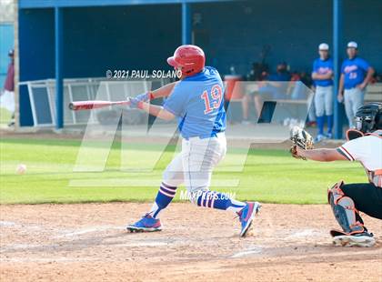 Thumbnail 3 in Jefferson @ Burbank photogallery.