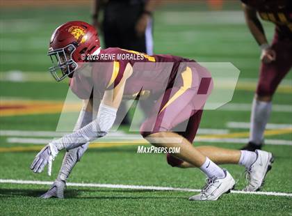 Thumbnail 2 in Village Christian vs La Canada photogallery.