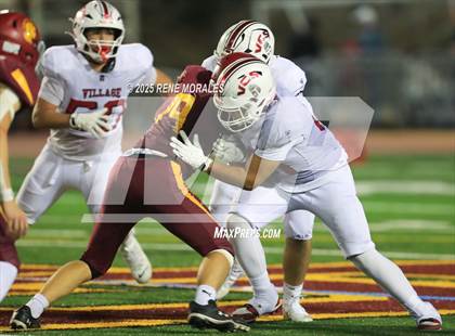 Thumbnail 3 in Village Christian vs La Canada photogallery.