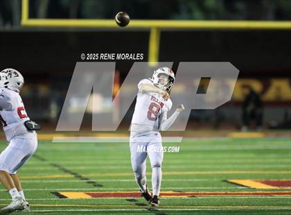 Thumbnail 3 in Village Christian vs La Canada photogallery.