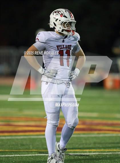 Thumbnail 1 in Village Christian vs La Canada photogallery.