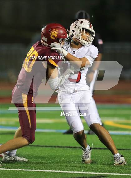 Thumbnail 1 in Village Christian vs La Canada photogallery.