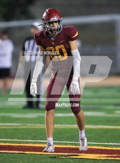 Thumbnail 2 in Village Christian vs La Canada photogallery.