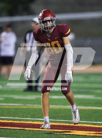 Thumbnail 3 in Village Christian vs La Canada photogallery.