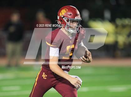 Thumbnail 3 in Village Christian vs La Canada photogallery.