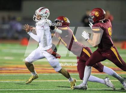 Thumbnail 2 in Village Christian vs La Canada photogallery.