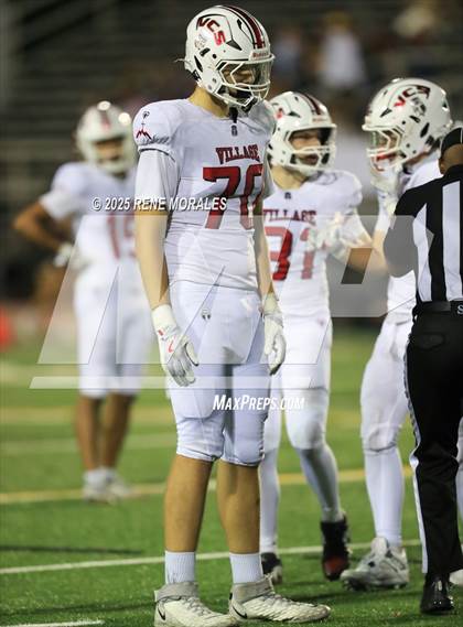 Thumbnail 2 in Village Christian vs La Canada photogallery.