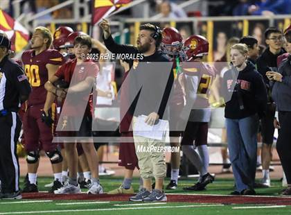 Thumbnail 3 in Village Christian vs La Canada photogallery.