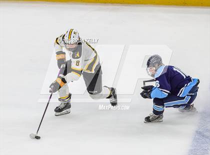 Thumbnail 3 in Nauset Regional vs Medfield (MIAA Division 3 Final)  photogallery.
