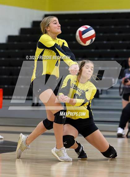 Thumbnail 3 in Sherman @ Denison photogallery.