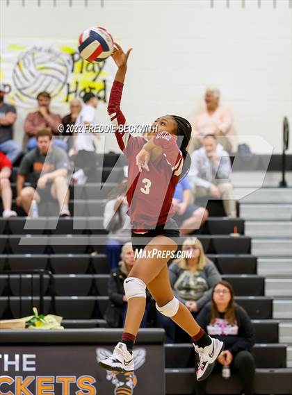 Thumbnail 2 in Sherman @ Denison photogallery.