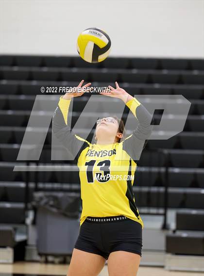 Thumbnail 3 in Sherman @ Denison photogallery.