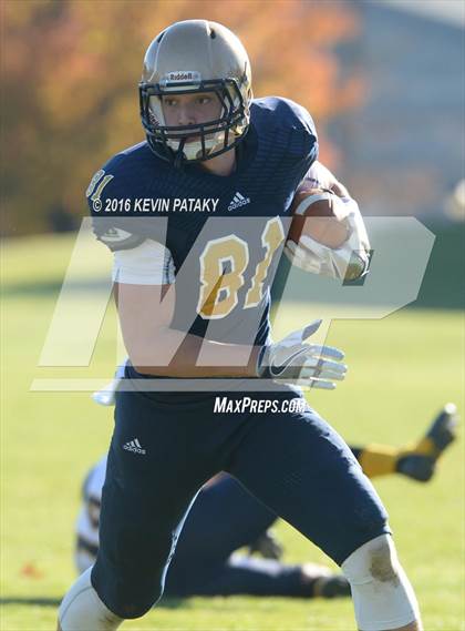 Thumbnail 3 in Trinity-Pawling School @ Choate Rosemary Hall School (Bill Glennon Bowl) photogallery.