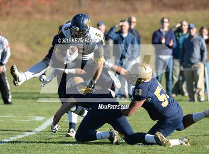 Thumbnail 3 in Trinity-Pawling School @ Choate Rosemary Hall School (Bill Glennon Bowl) photogallery.