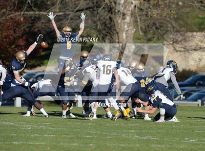 Thumbnail 2 in Trinity-Pawling School @ Choate Rosemary Hall School (Bill Glennon Bowl) photogallery.