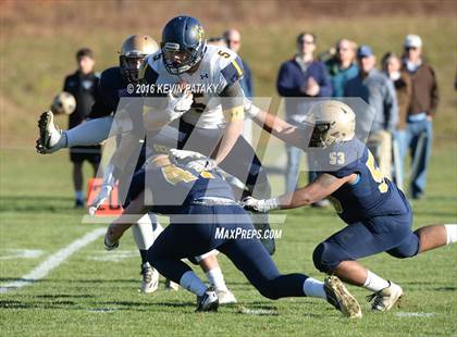 Thumbnail 2 in Trinity-Pawling School @ Choate Rosemary Hall School (Bill Glennon Bowl) photogallery.