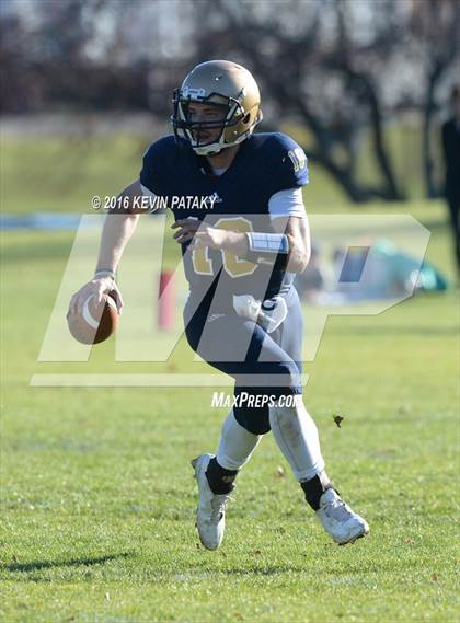 Thumbnail 3 in Trinity-Pawling School @ Choate Rosemary Hall School (Bill Glennon Bowl) photogallery.