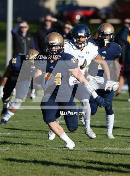 Thumbnail 2 in Trinity-Pawling School @ Choate Rosemary Hall School (Bill Glennon Bowl) photogallery.