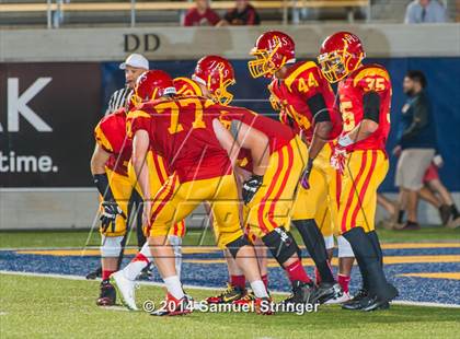 Thumbnail 2 in De La Salle vs. Jesuit photogallery.
