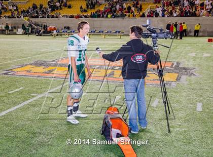 Thumbnail 2 in De La Salle vs. Jesuit photogallery.