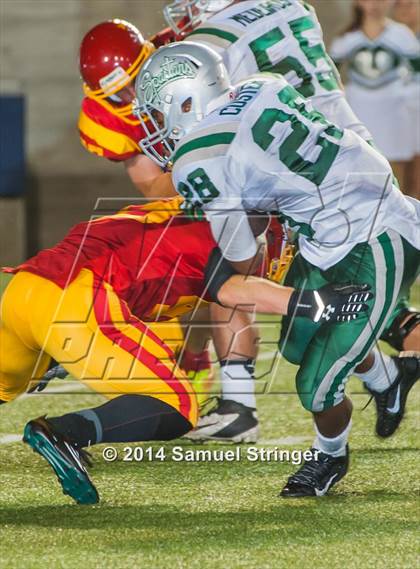 Thumbnail 2 in De La Salle vs. Jesuit photogallery.