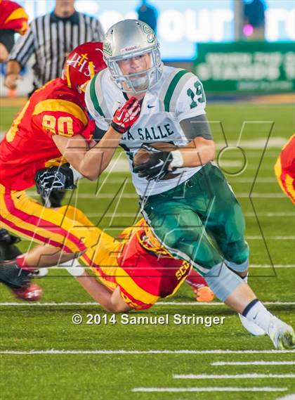 Thumbnail 2 in De La Salle vs. Jesuit photogallery.