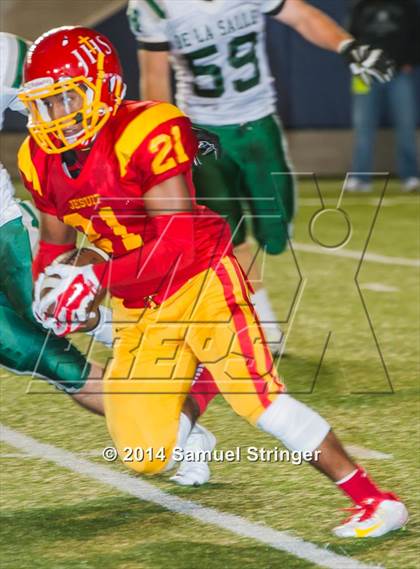 Thumbnail 2 in De La Salle vs. Jesuit photogallery.