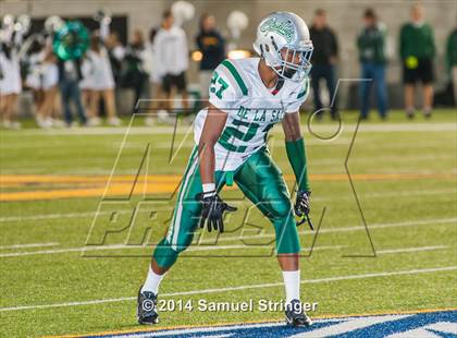 Thumbnail 3 in De La Salle vs. Jesuit photogallery.