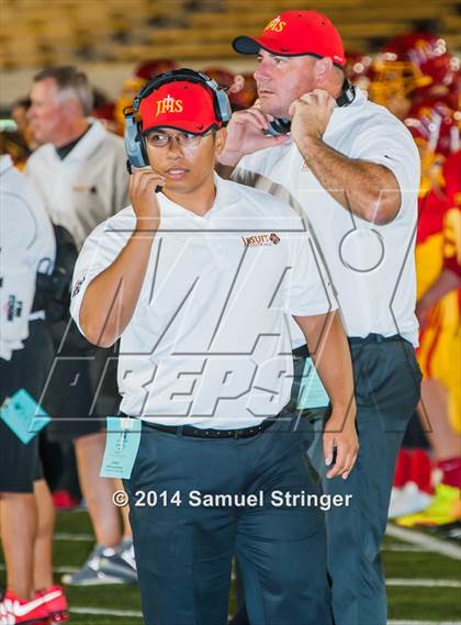 Thumbnail 1 in De La Salle vs. Jesuit photogallery.