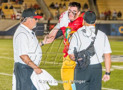 Thumbnail 2 in De La Salle vs. Jesuit photogallery.