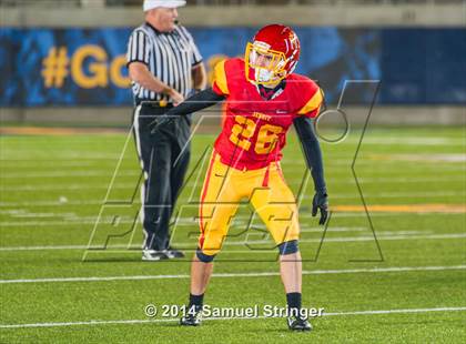 Thumbnail 3 in De La Salle vs. Jesuit photogallery.