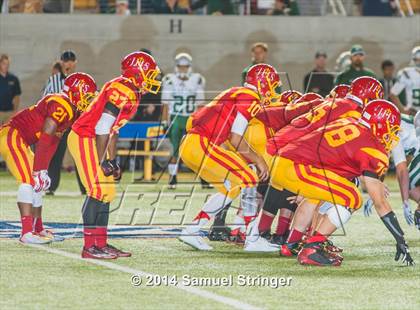 Thumbnail 3 in De La Salle vs. Jesuit photogallery.