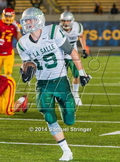 Thumbnail 2 in De La Salle vs. Jesuit photogallery.