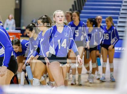Thumbnail 3 in Oconee County vs. Morgan County (GHSA 3A Championship) photogallery.
