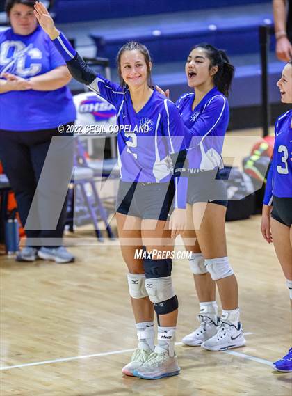 Thumbnail 3 in Oconee County vs. Morgan County (GHSA 3A Championship) photogallery.