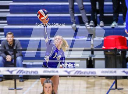 Thumbnail 1 in Oconee County vs. Morgan County (GHSA 3A Championship) photogallery.