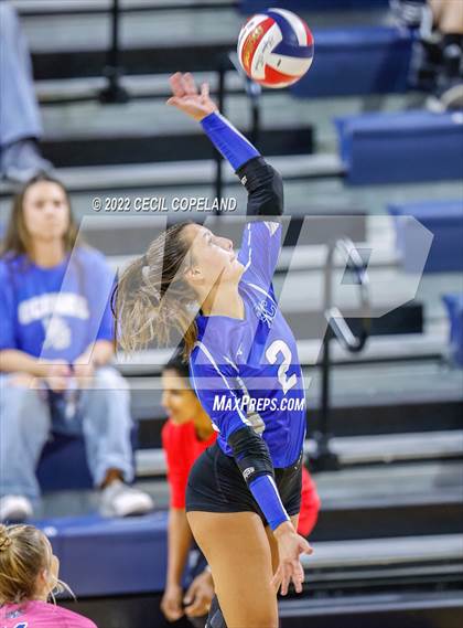 Thumbnail 1 in Oconee County vs. Morgan County (GHSA 3A Championship) photogallery.