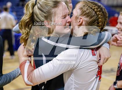 Thumbnail 2 in Oconee County vs. Morgan County (GHSA 3A Championship) photogallery.