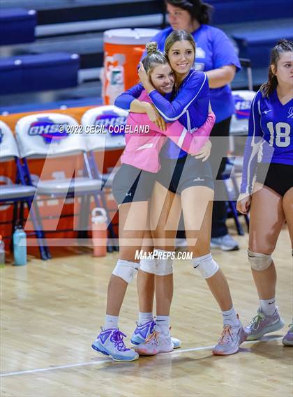 Thumbnail 1 in Oconee County vs. Morgan County (GHSA 3A Championship) photogallery.