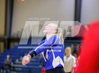 Thumbnail 1 in Oconee County vs. Morgan County (GHSA 3A Championship) photogallery.
