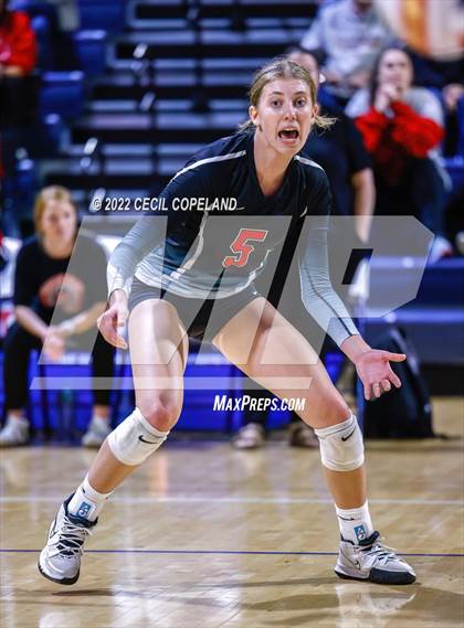 Thumbnail 1 in Oconee County vs. Morgan County (GHSA 3A Championship) photogallery.