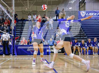 Thumbnail 3 in Oconee County vs. Morgan County (GHSA 3A Championship) photogallery.