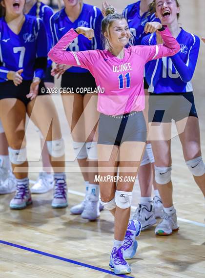 Thumbnail 3 in Oconee County vs. Morgan County (GHSA 3A Championship) photogallery.