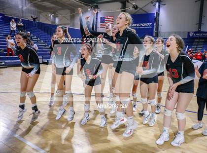 Thumbnail 3 in Oconee County vs. Morgan County (GHSA 3A Championship) photogallery.